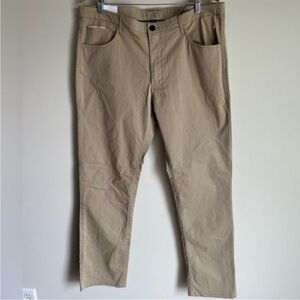 Kenneth Cole NWT Men's Business Casual Golf Khaki/Tan Pants 97% Cotton Sz 36